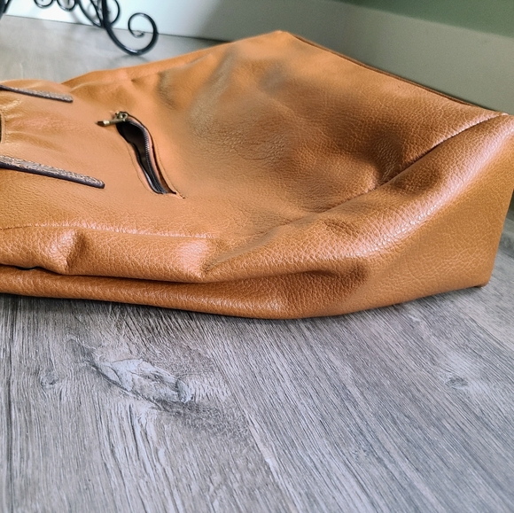 NWT Darcy Marks London Vegan Leather Cognac Shoulder Purse - Picture 14 of 16